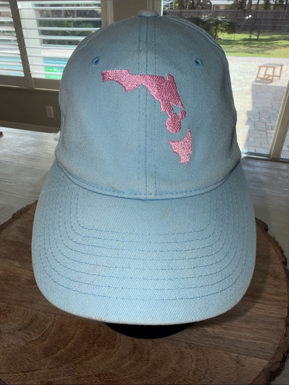 Light Blue Women's Baseball Cap with Pink Compound Florida Patch